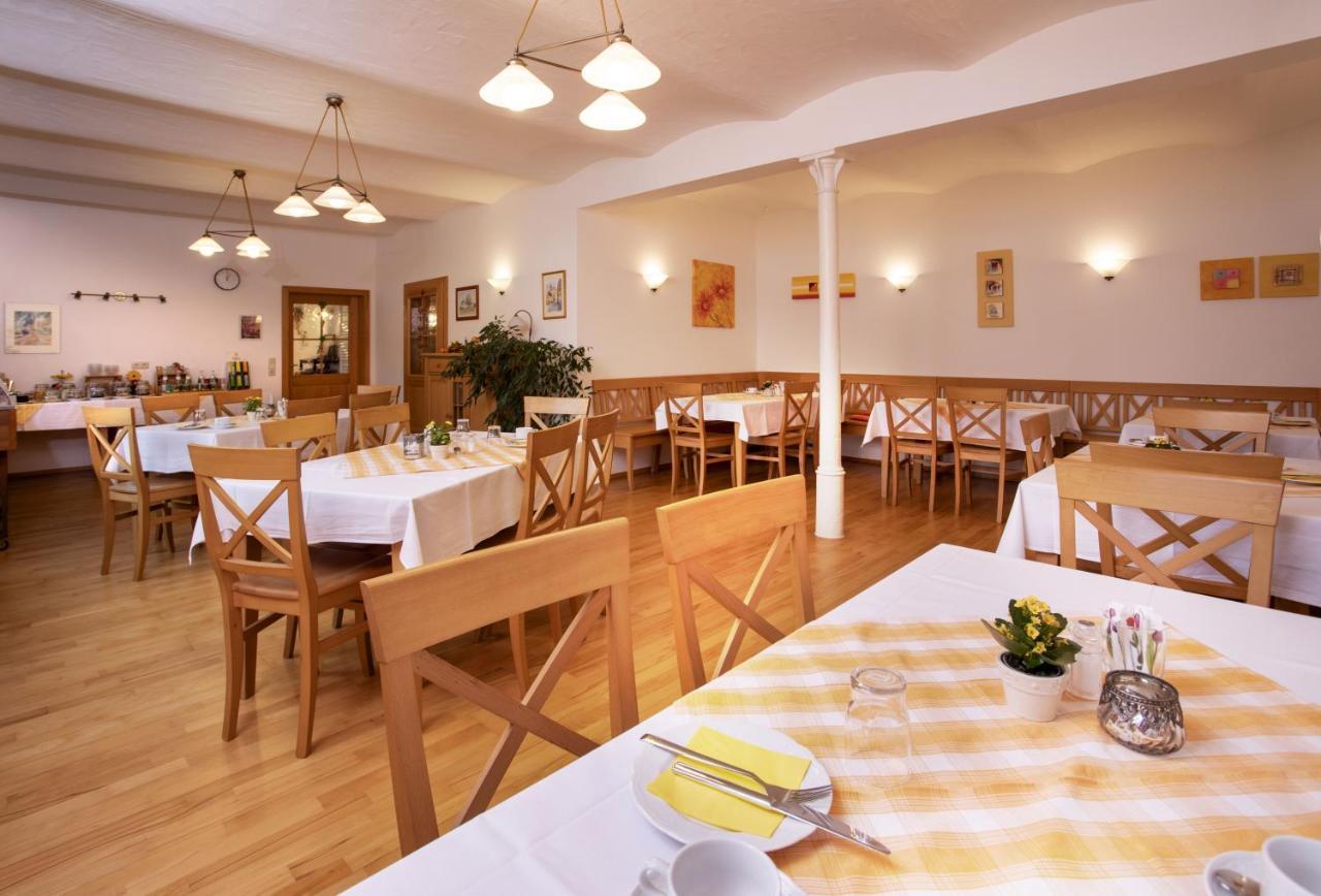 Pension Bernhardhof Otterfing Exterior foto