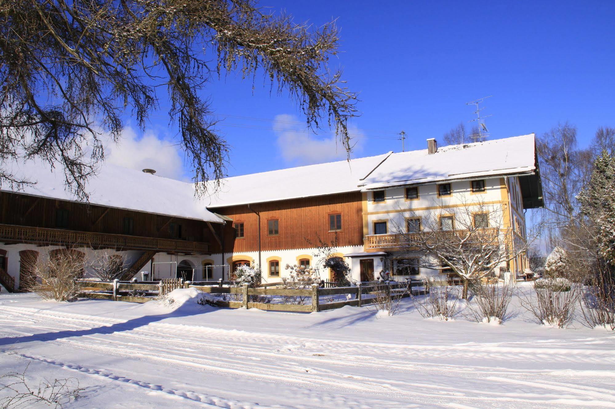 Pension Bernhardhof Otterfing Exterior foto